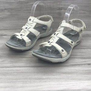 Merrell white sandals size 8